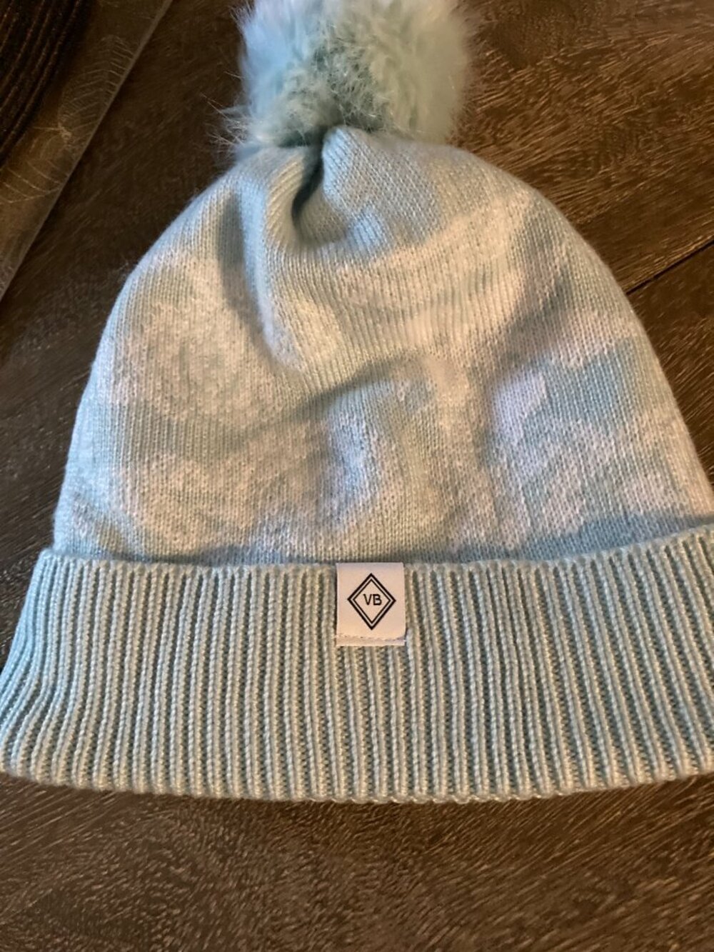 VERA BRADLEY POM POM  WINTER CAP
